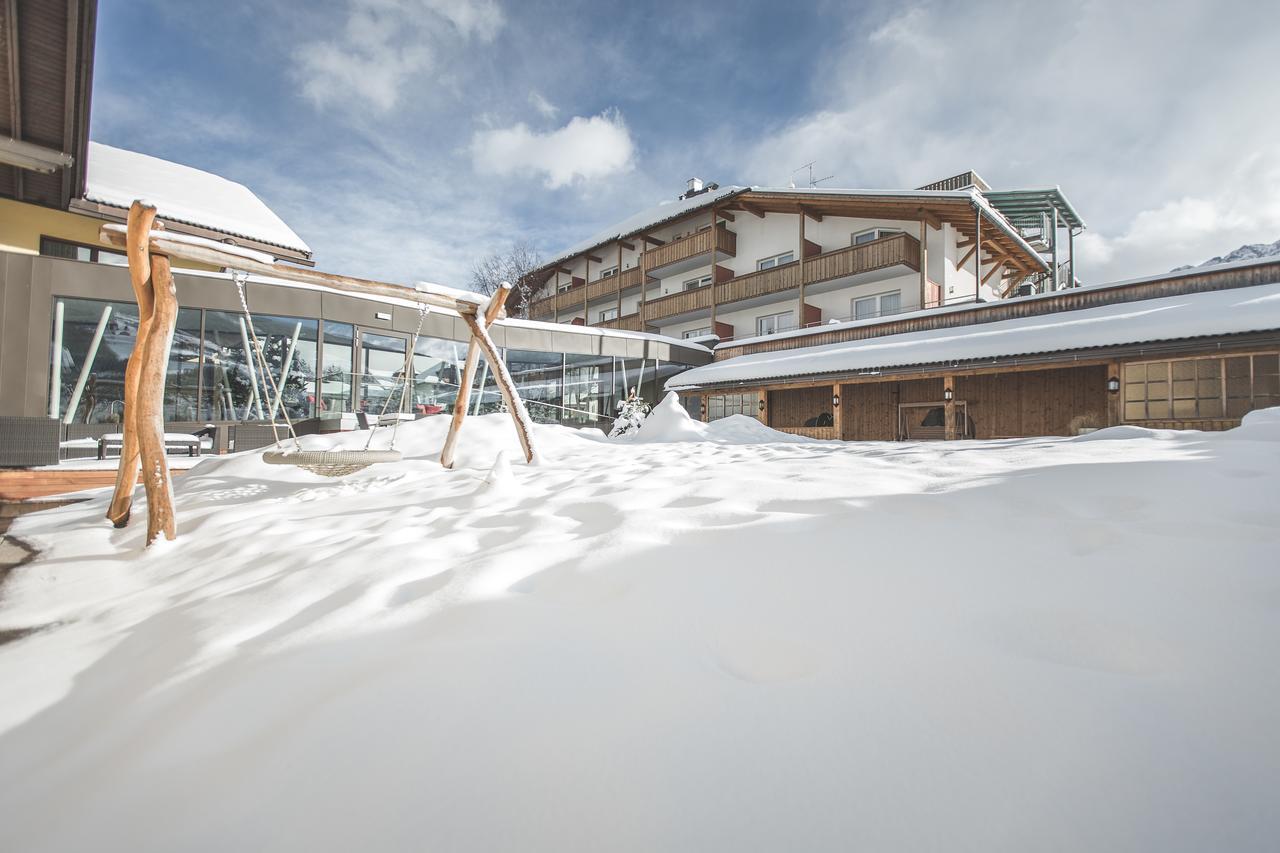Famelí Hotel 4*